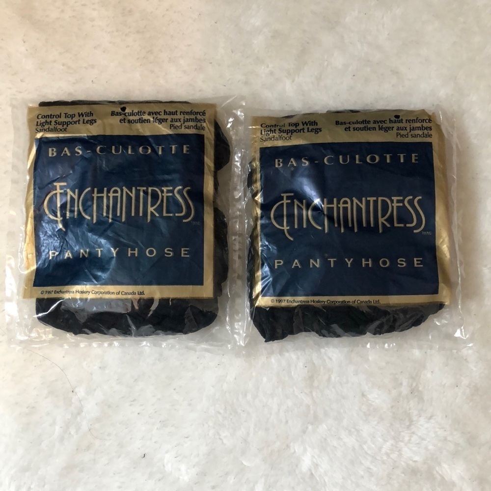 Enchantress VTG pantyhose control top light support 1997  set (2) med. jet black
